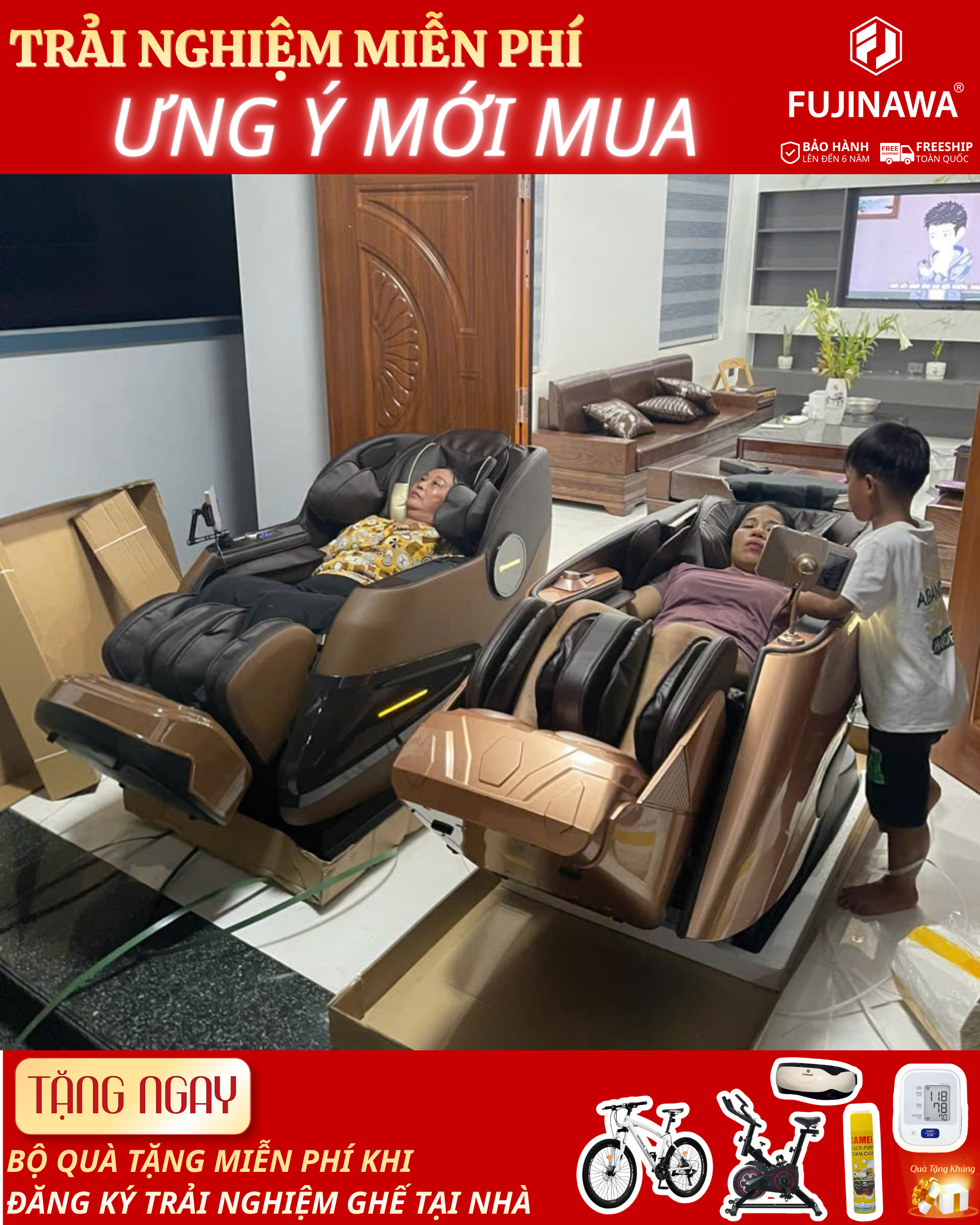 Lễ bàn giao ghế massage — khách hàng ngồi trải nghiệm tại nhà
